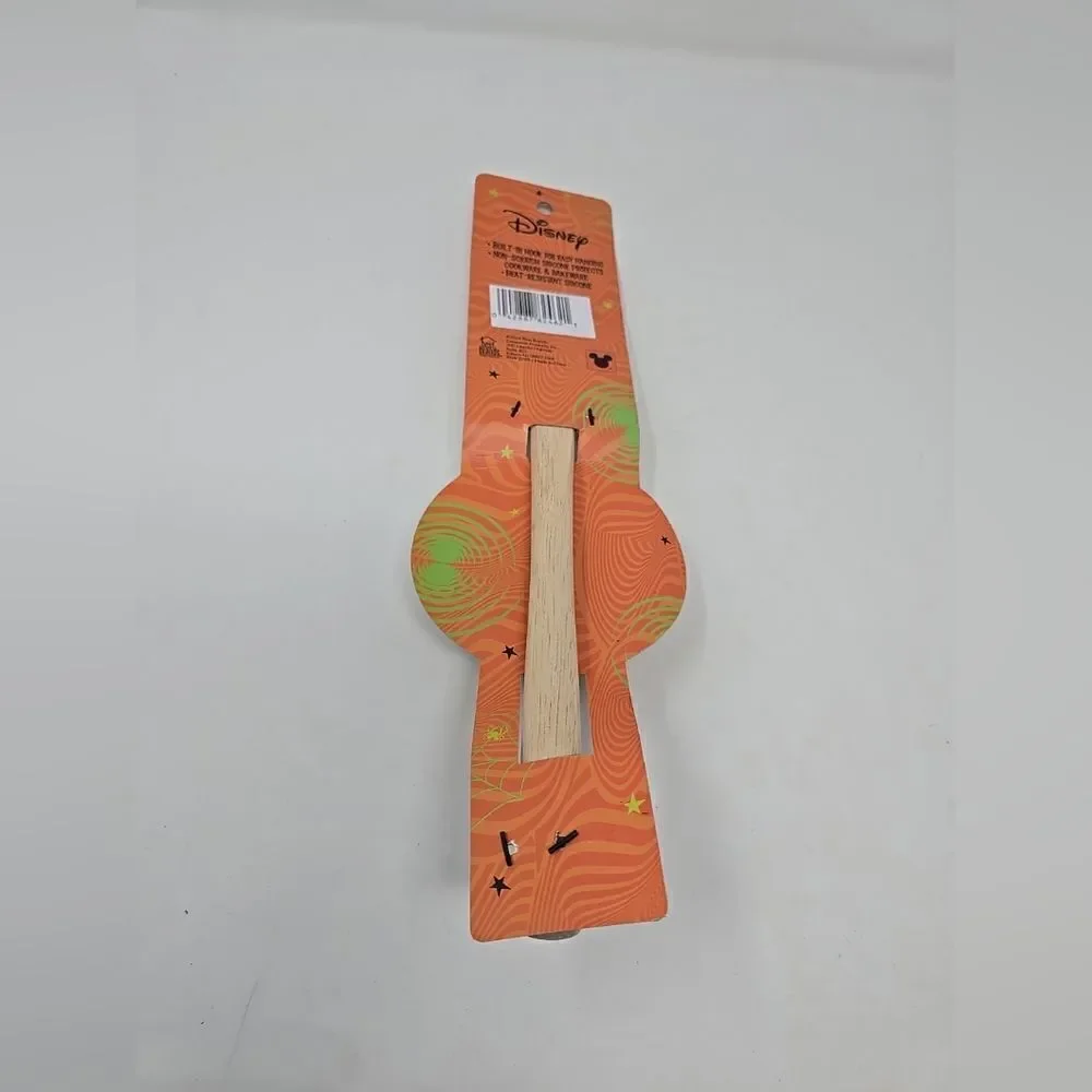 New! Disney Mickey & Minnie Halloween 2 Pc Spatula & Cookie Cutter Set